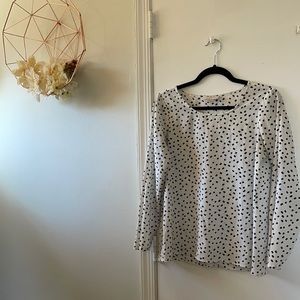 White and black geometric blouse